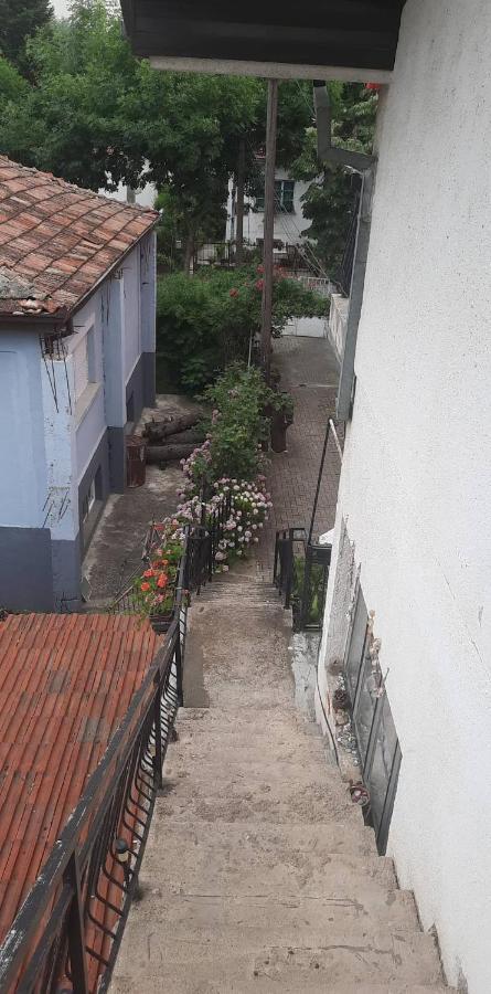 Stan Za Iznajmuvanje So Parking,Blisku Do Centar. Kumanovo Kültér fotó