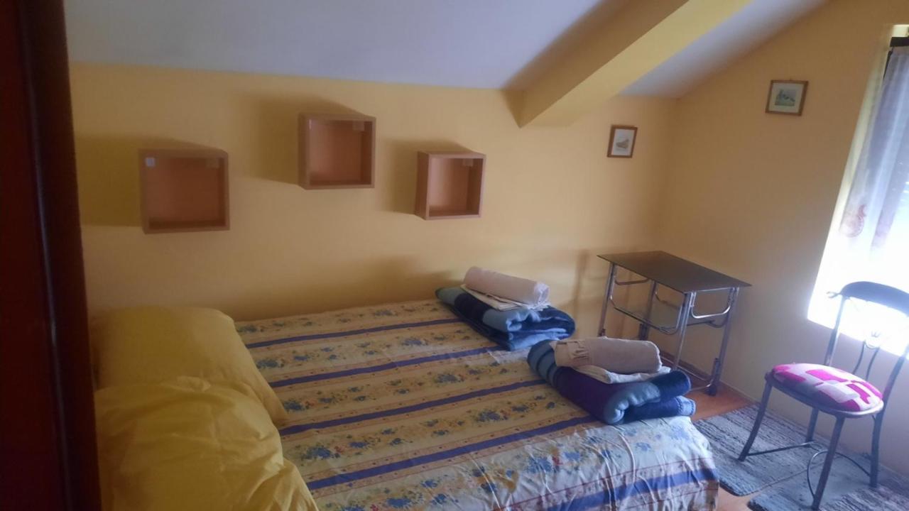 Stan Za Iznajmuvanje So Parking,Blisku Do Centar. Kumanovo Kültér fotó